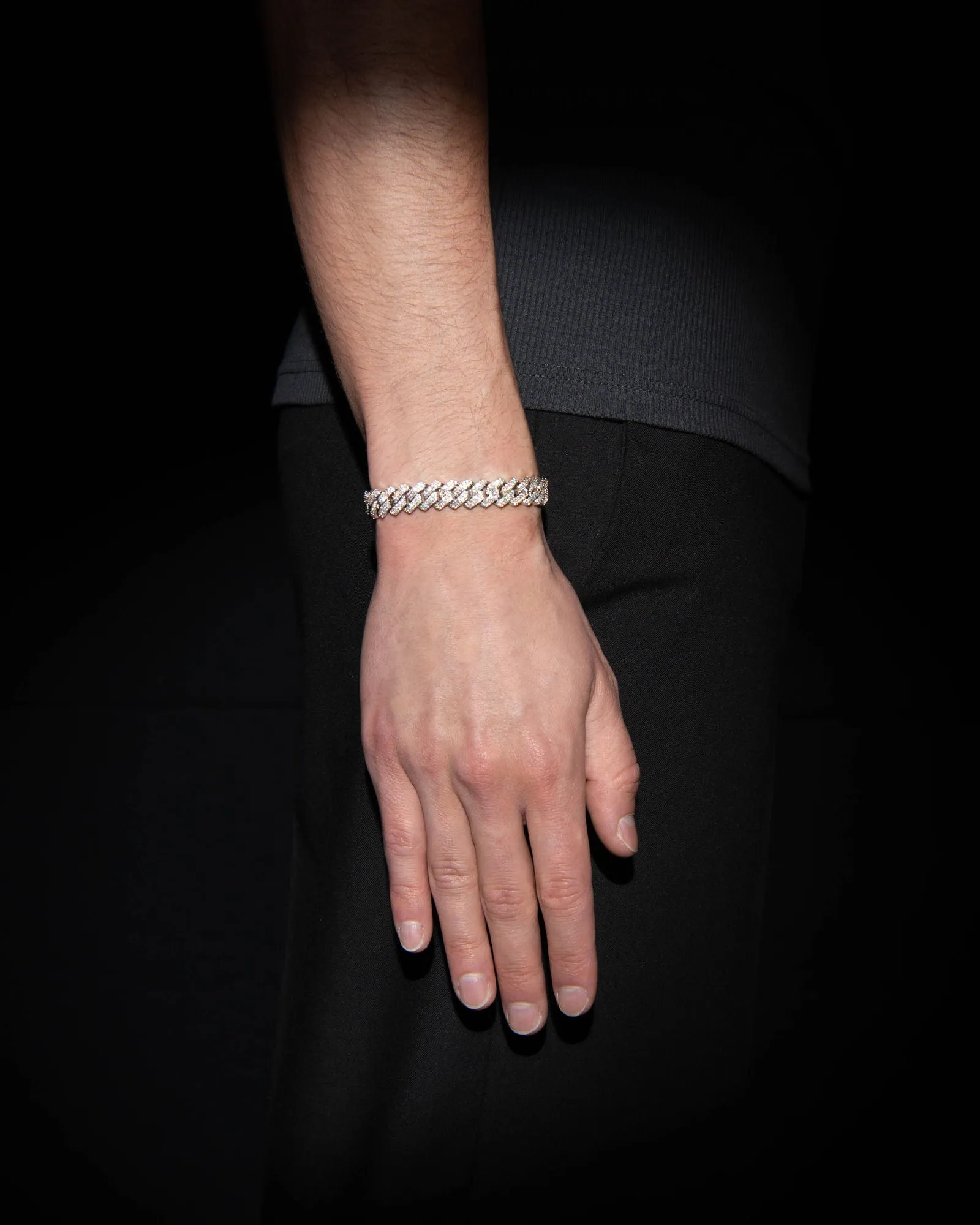 10mm Prong Pavé Rhodium coated Silver Bracelet w. Moissanite