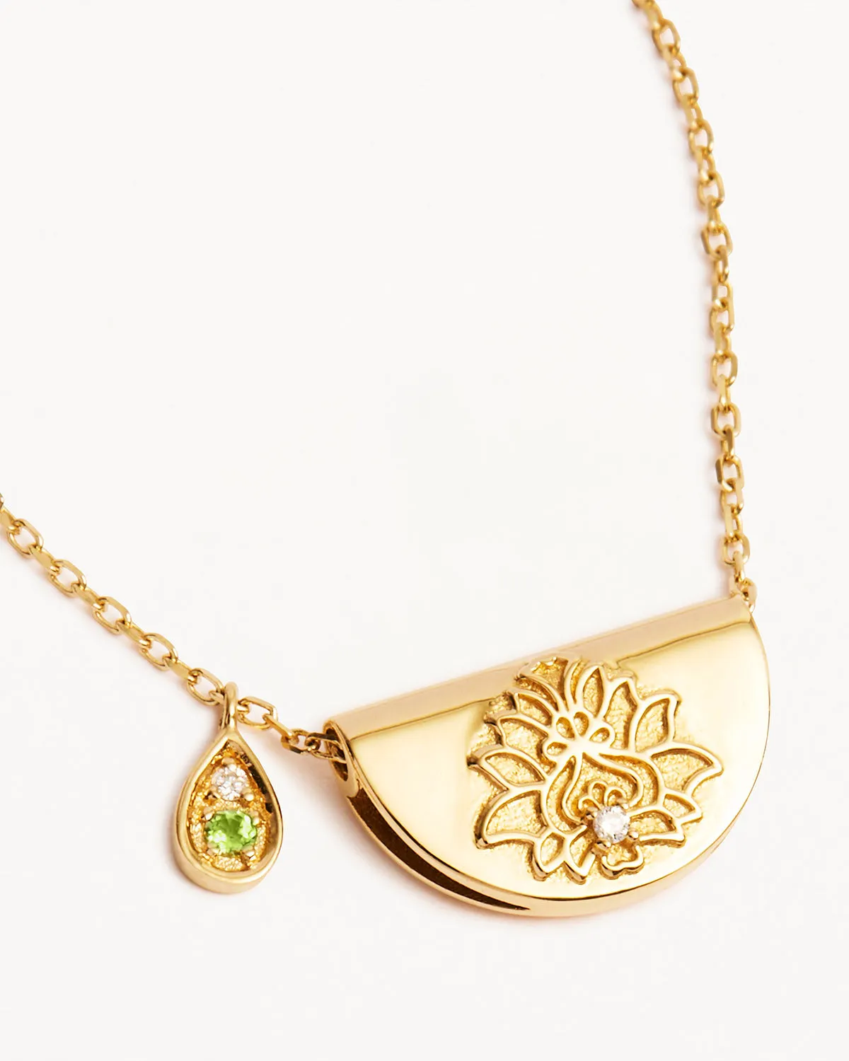14k Solid Gold Lotus Birthstone Diamond Necklace - August - Peridot Bycharlotte