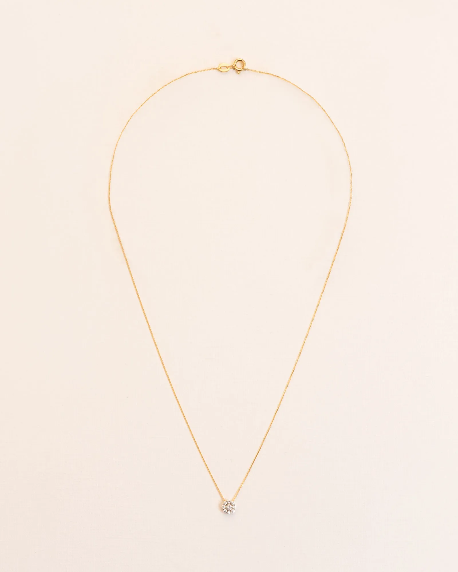 18K Gold flower Necklace w. White Diamonds