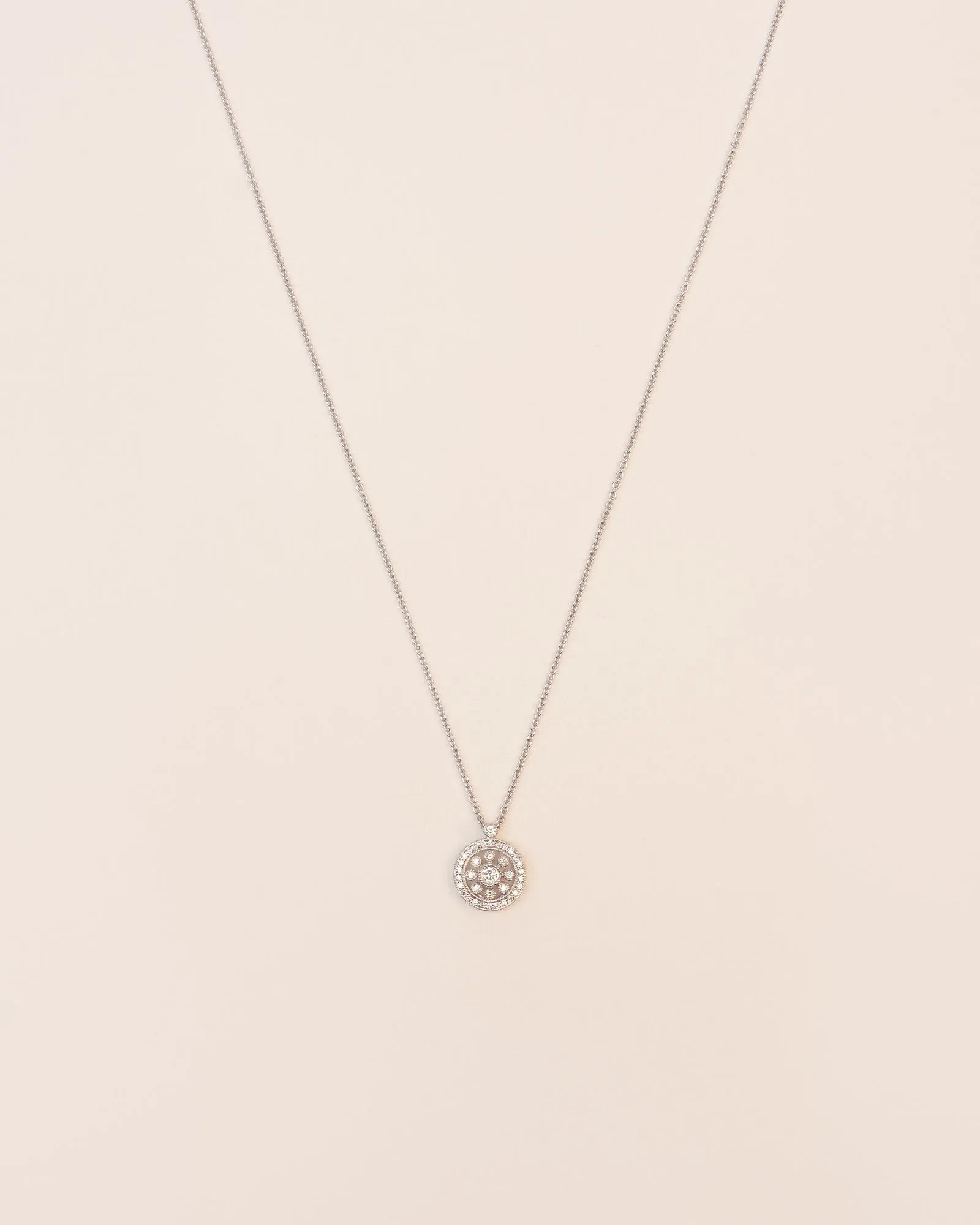 18K Gold necklace w. white Diamonds