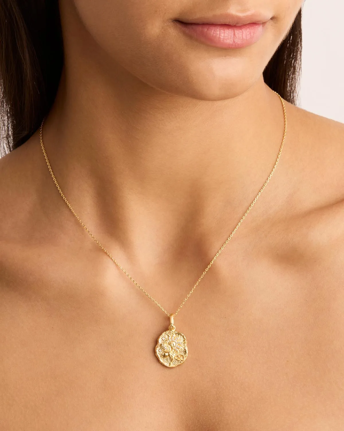 18k Gold Vermeil She is Zodiac Necklace - Cancer Bycharlotte