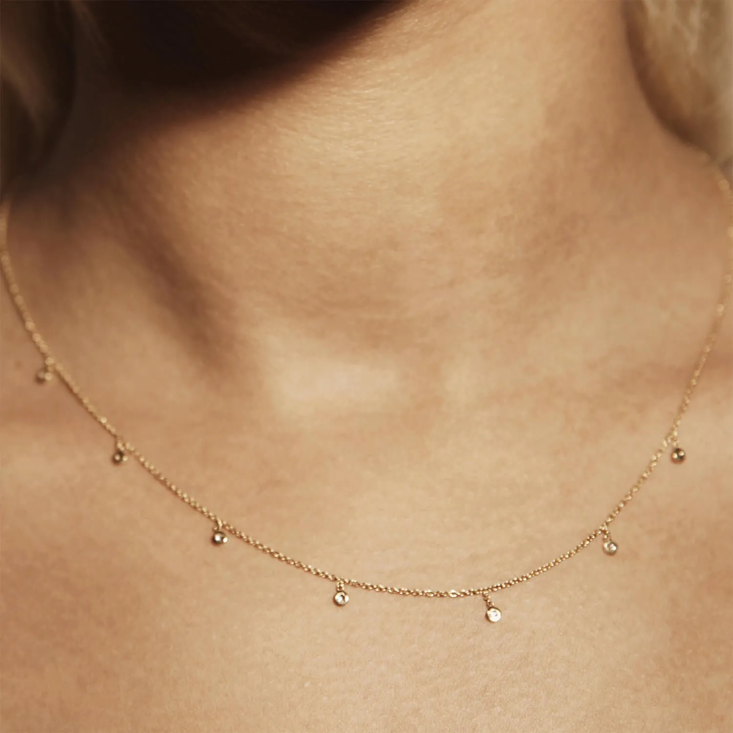 7D 18K Gold Necklace w. Diamonds