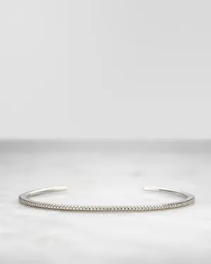 Belle 18K Gold, Whitegold or Rosegold Bangle w. Diamonds