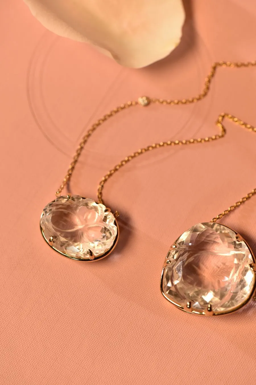 Camelia 18K Gold Necklace w. Diamonds & Crystal Quartz