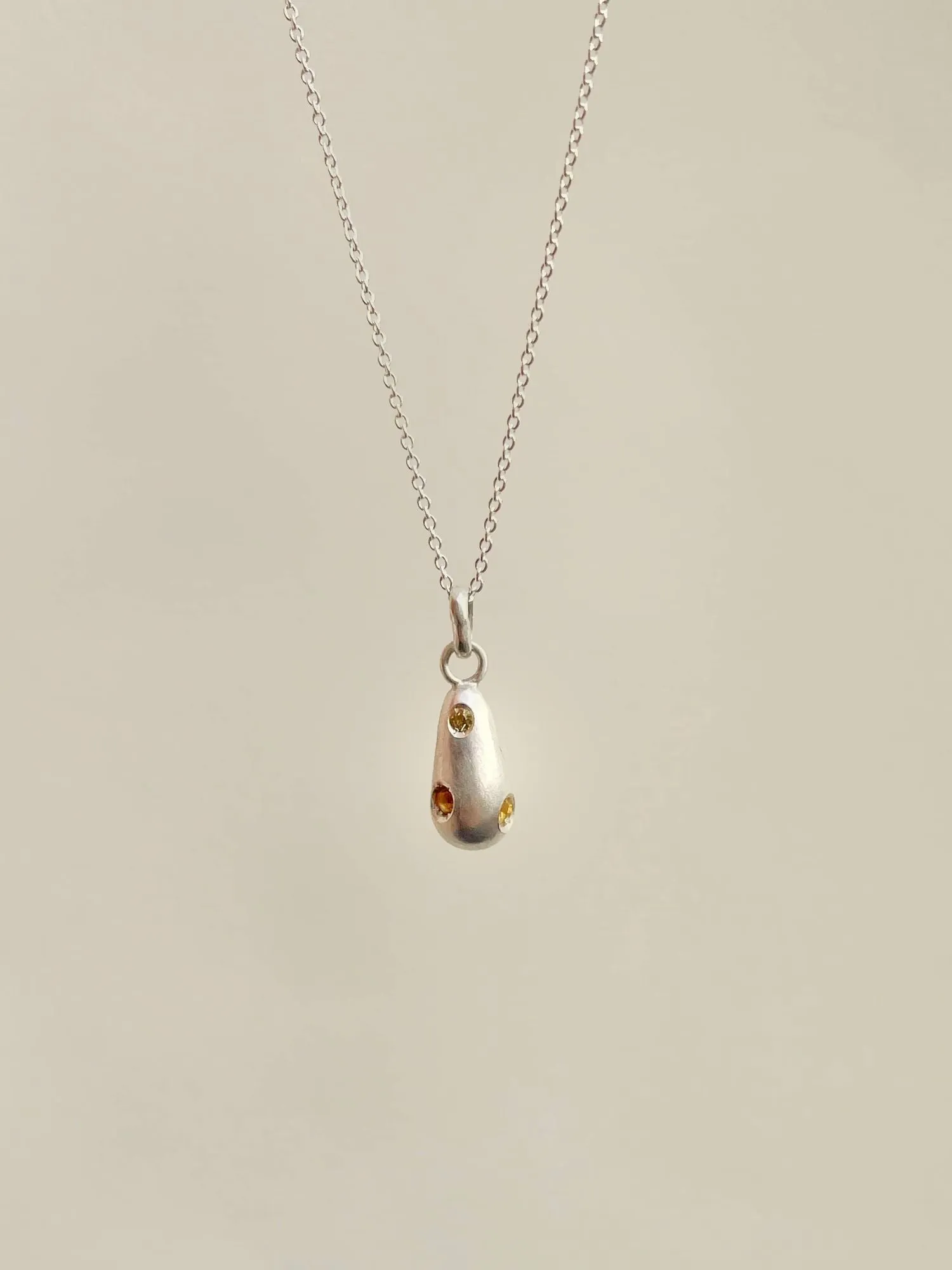 Coralie Grzes | Manon Amulet of November Silver Necklace w. Citrin