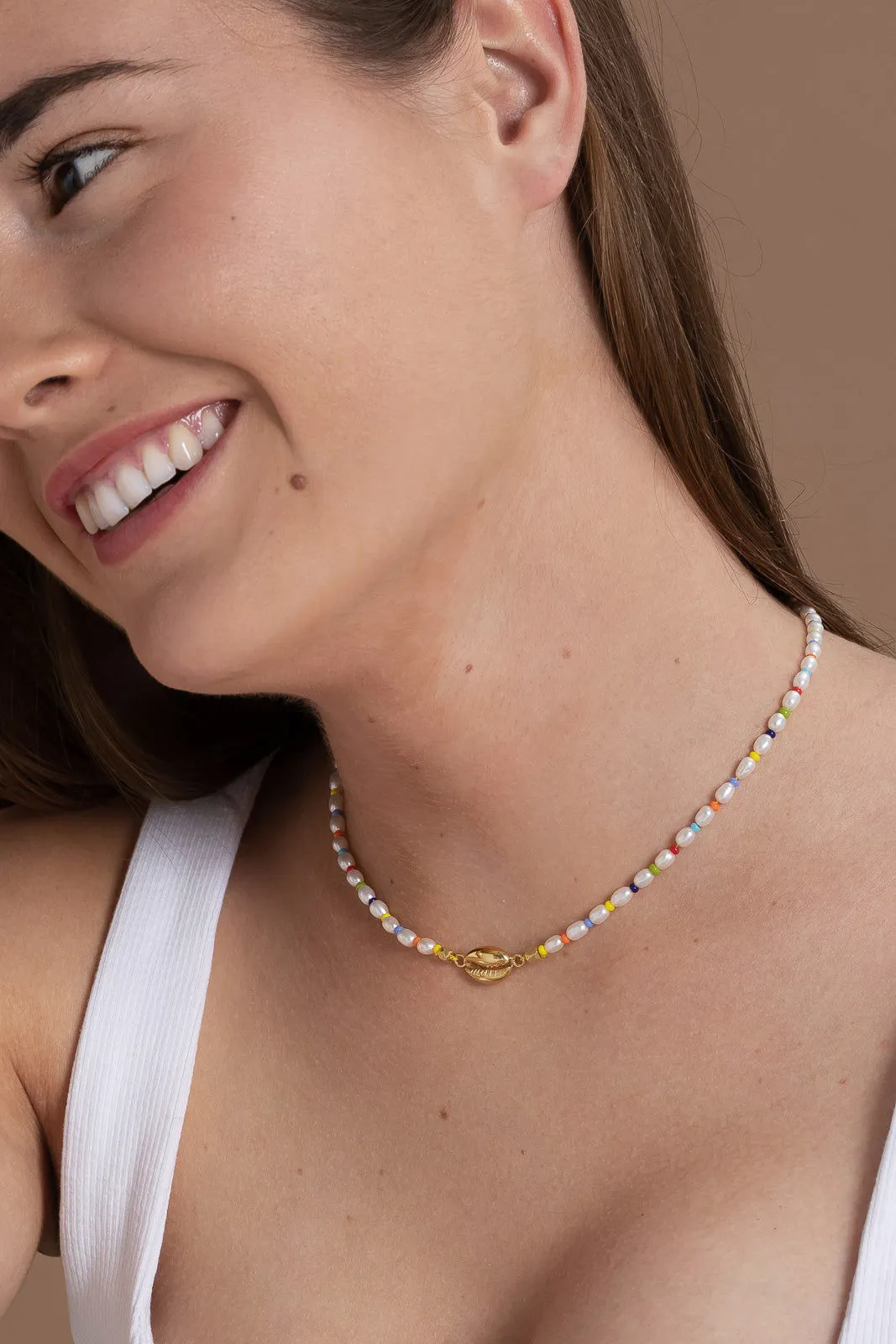 Cowrie 18K Gold Plated Necklace w. Pearls