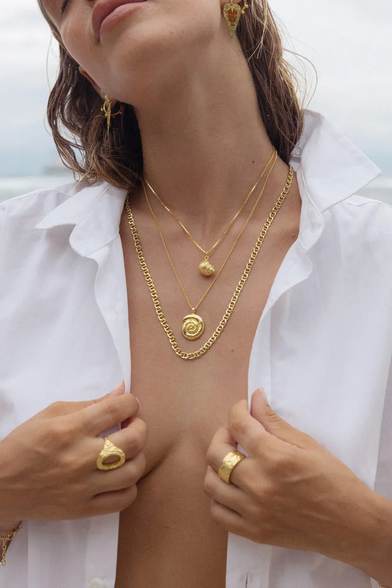 Crown Shell Necklace Gold Plated Wildthings Collectables