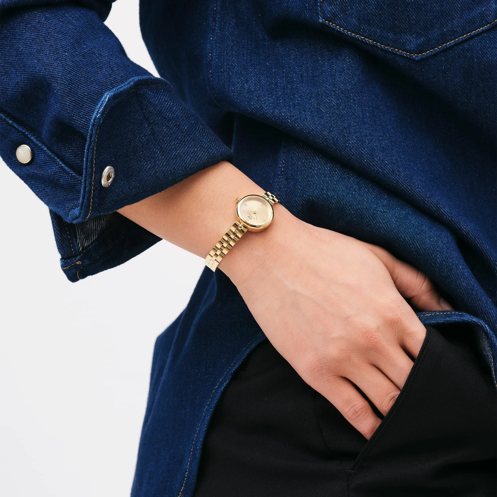 Elan Lumine Unitone Gold Daniel Wellington