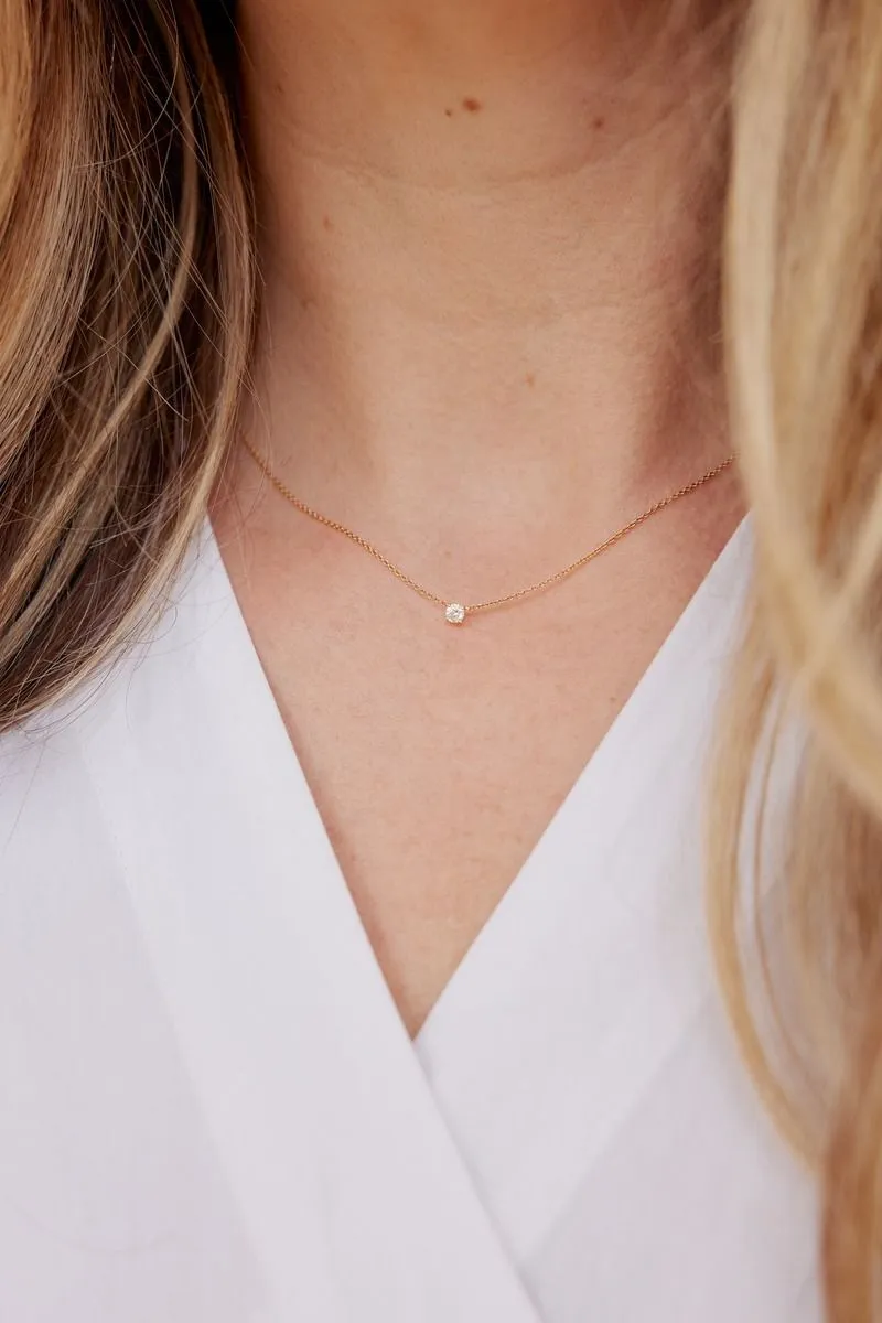 ES X RO Floating Diamond 18K Gold Necklace