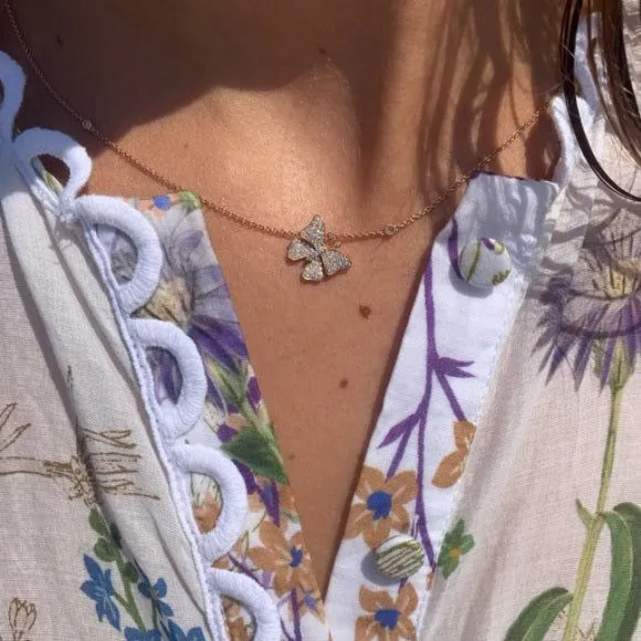 Fairytale Dangling Butterfly 18K Gold, Rosegold or Whitegold Necklace w. Diamonds