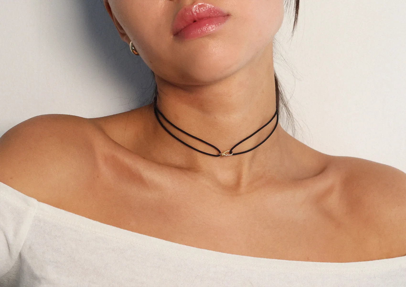Gold Knot 14K Whitegold Cord Necklace