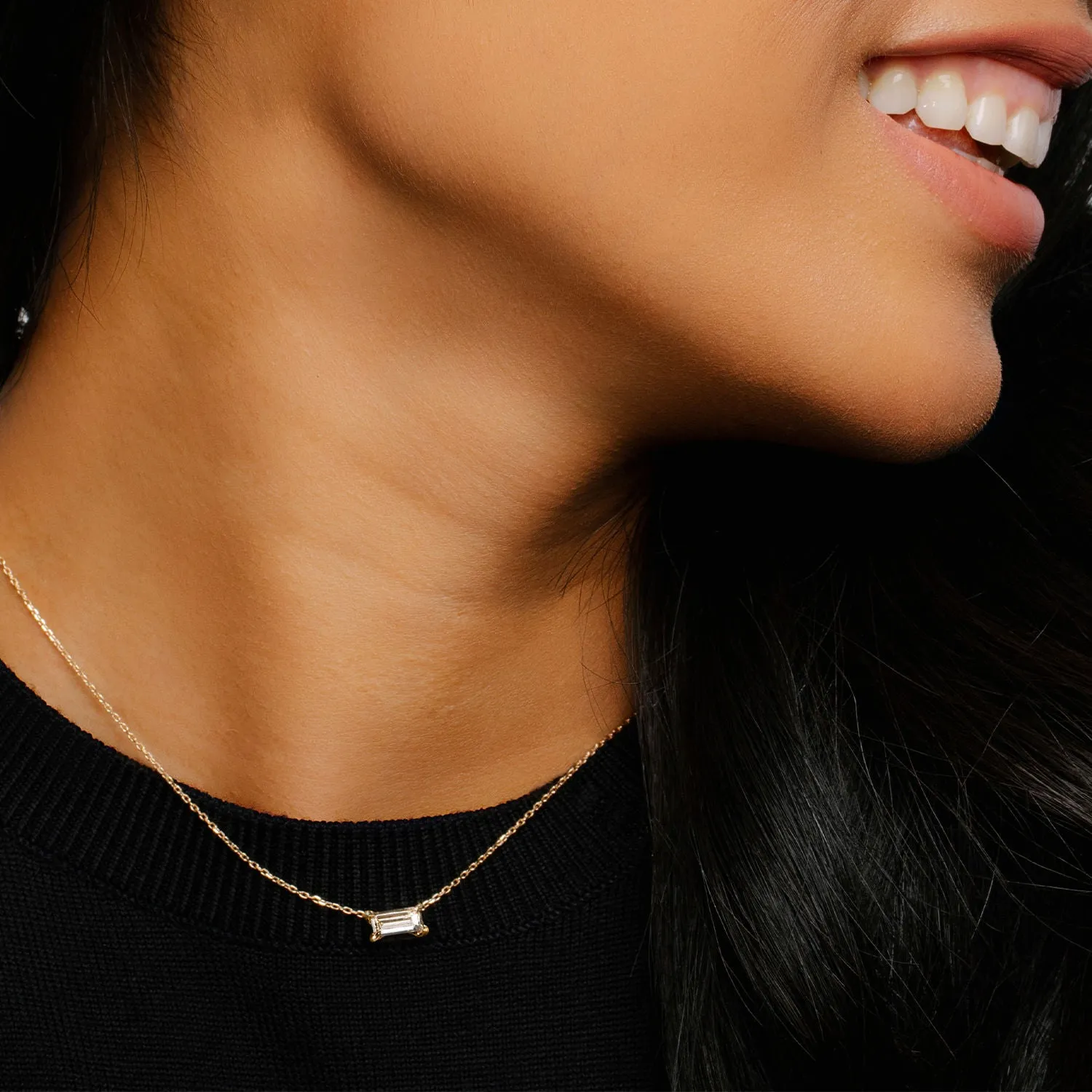 Iconic Baguette 14K Gold Necklace w. Lab-Grown Diamond