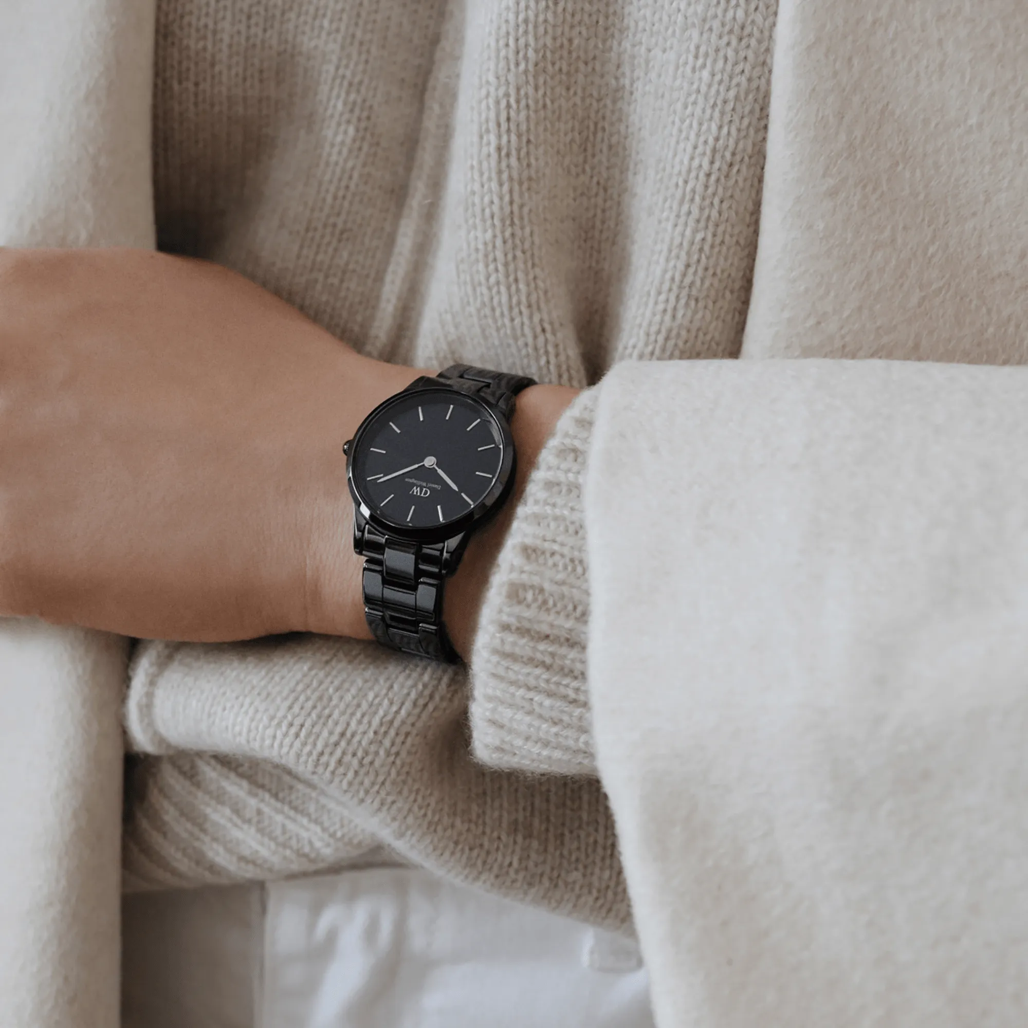 Iconic Link Ceramic Black Daniel Wellington