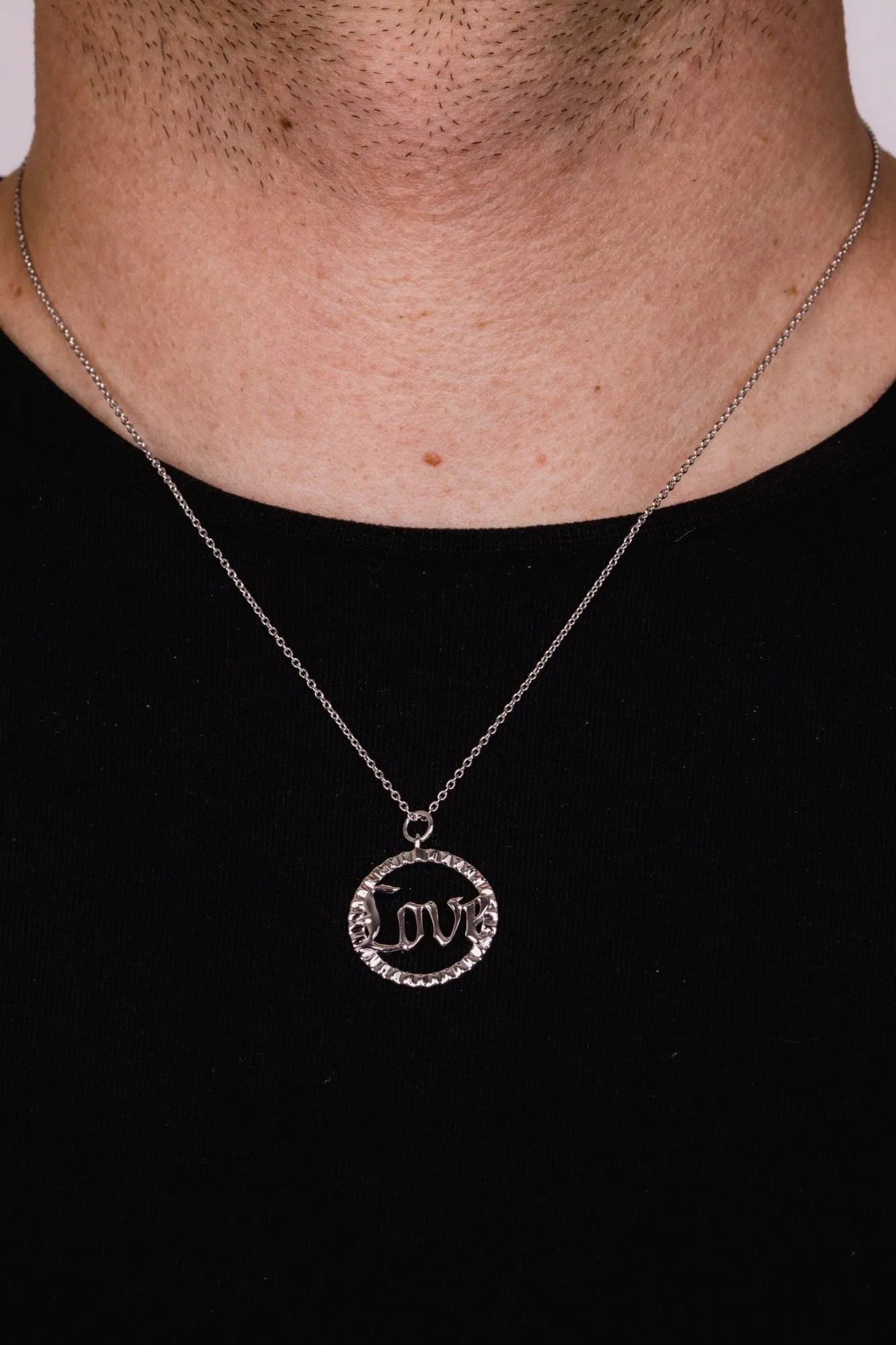 IX Love Pendant