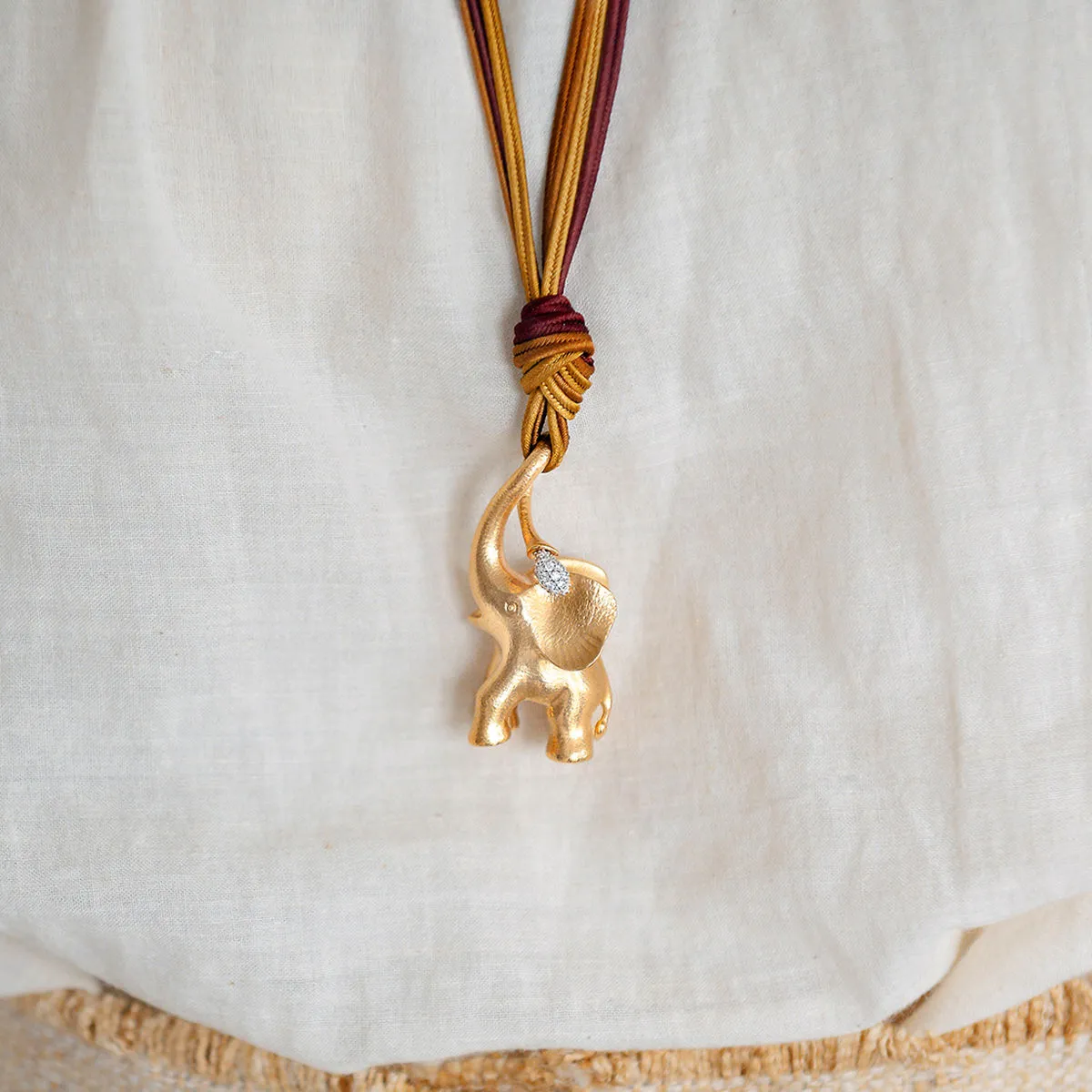 Large Elephant Charm 18K Gold Pendant w. Diamonds