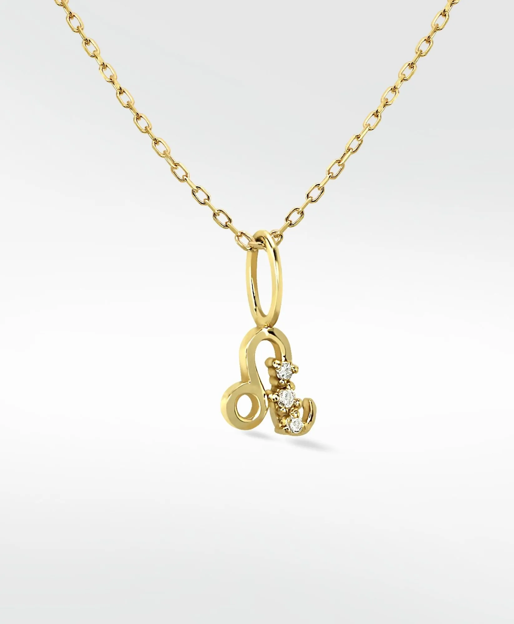 Leo Pendant 14K Gold Necklace w. Lab-Grown Diamond