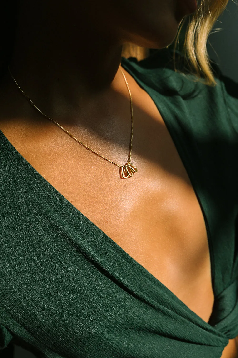 Love child pendant 14k solid gold Wildthings Collectables