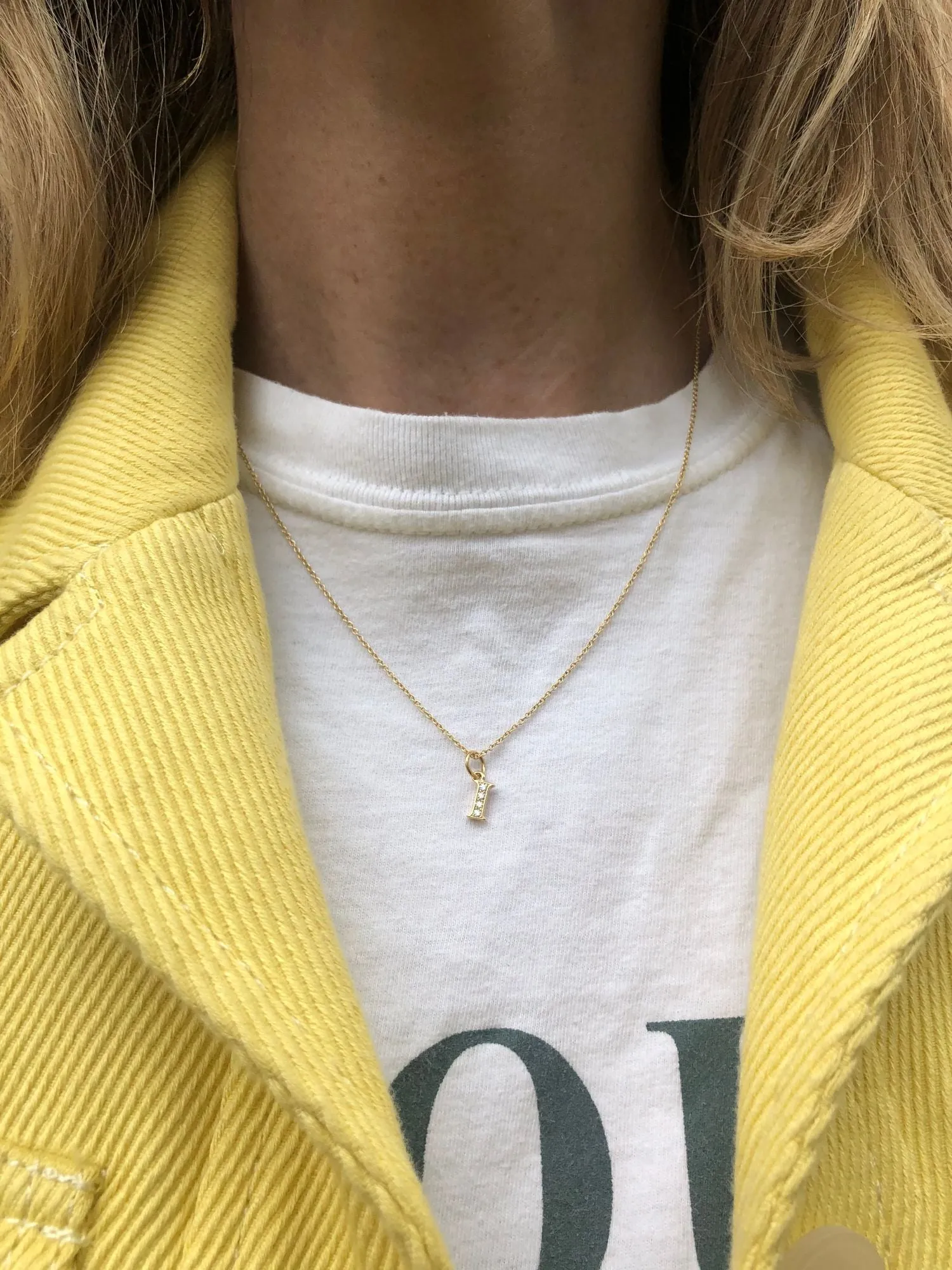 Love Letter P 18K Gold Necklace w. Diamonds