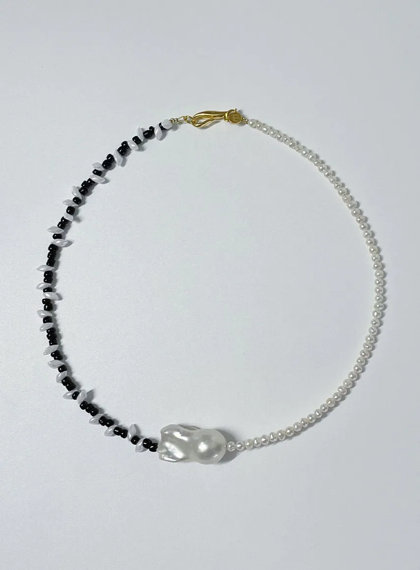 Mixed Baroque Pearl Ocra Gold Plated Necklace w. Pearls