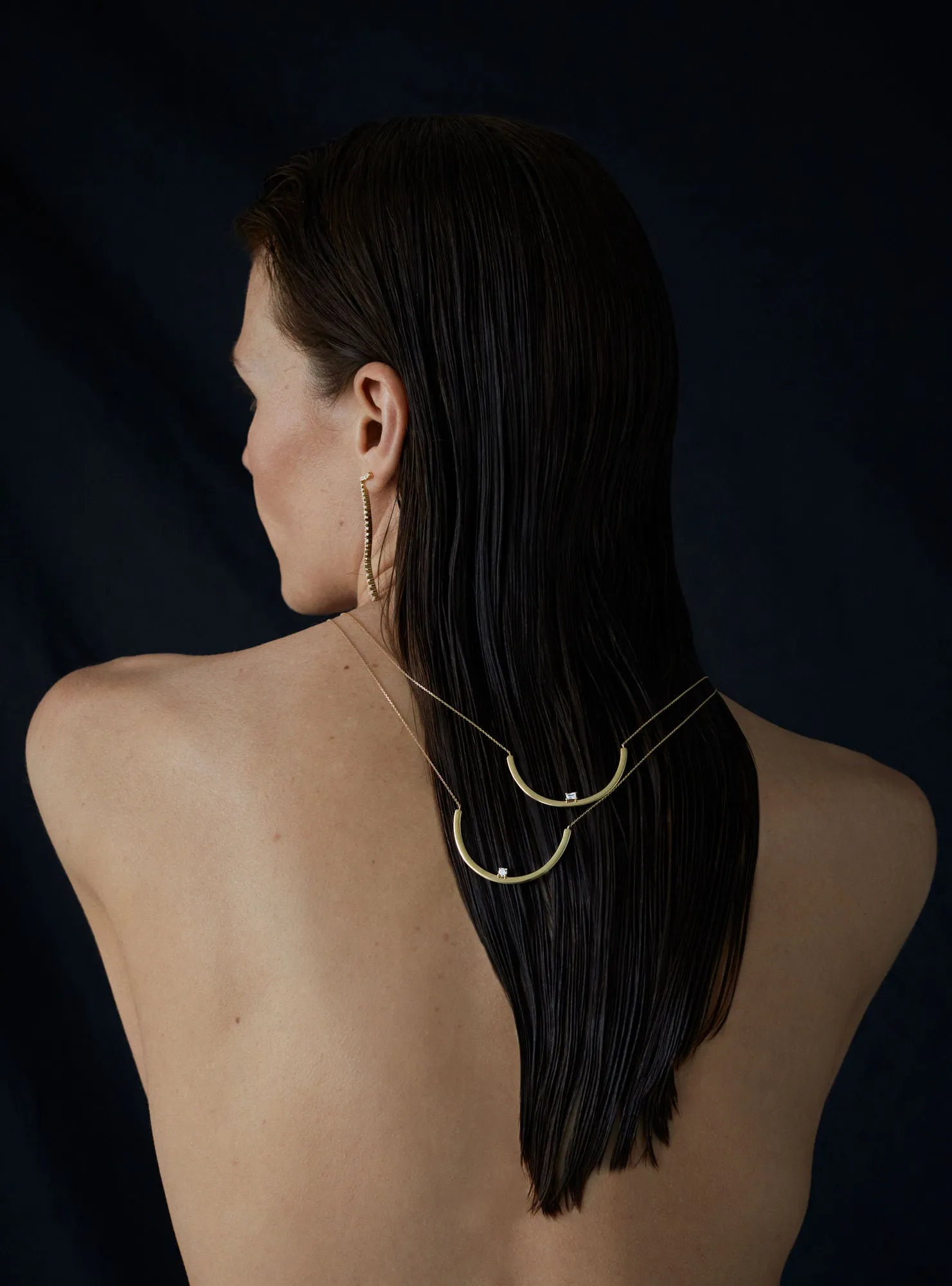 Moon 18K Gold Necklace w. Lab-Grown Diamond