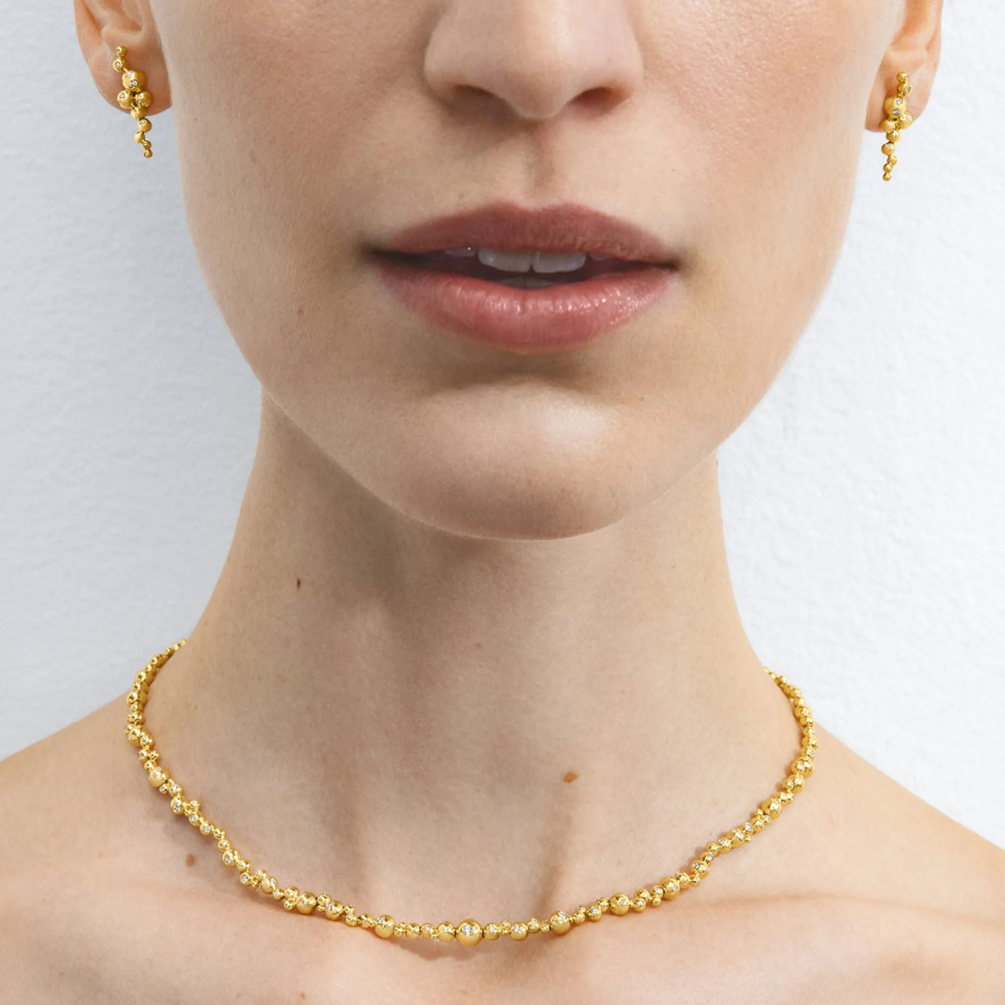 Moonlight Grapes Slim 18K Gold Necklace w. Diamonds