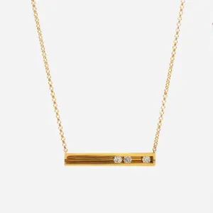 Moving 3 18K Gold Necklace w. Diamonds