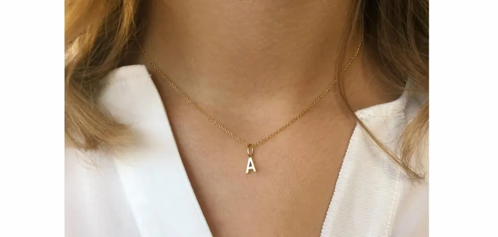 My A 18K Whitegold Pendant w. Diamond