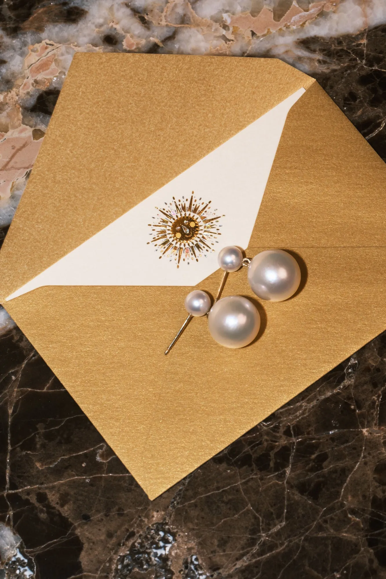 Pearl Duo 18K Gold Drop Earrings w. Pearls