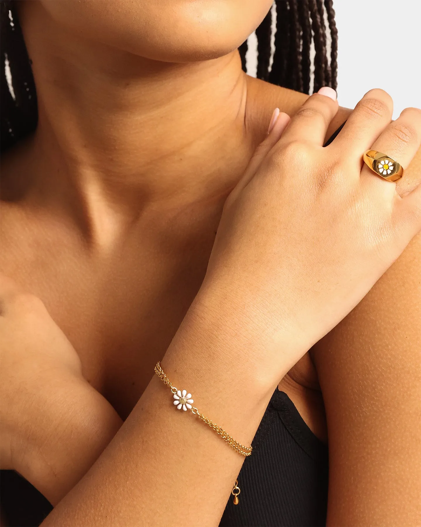 Raising Hell Women's Daisy Bracelet Gold