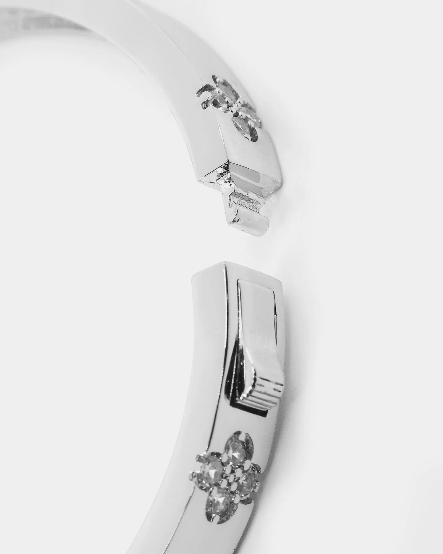 Raising Hell Women's Lille Bracelet White Gold