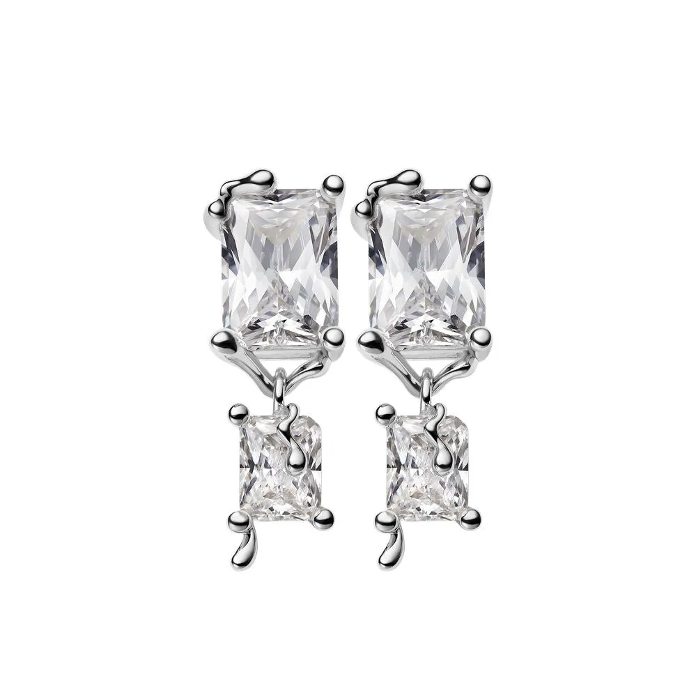 Roppongi Drop Silver Earring w. Zirconia