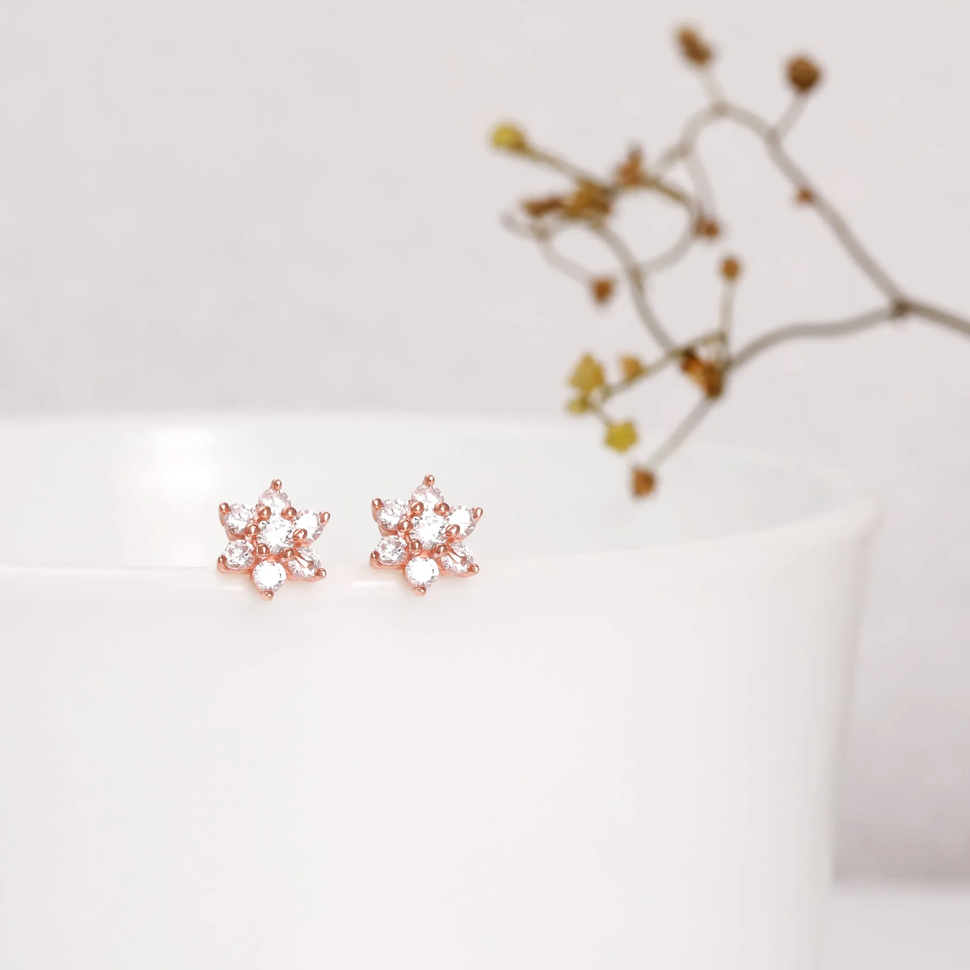 Rose Gold Shining Flower Studs Giva
