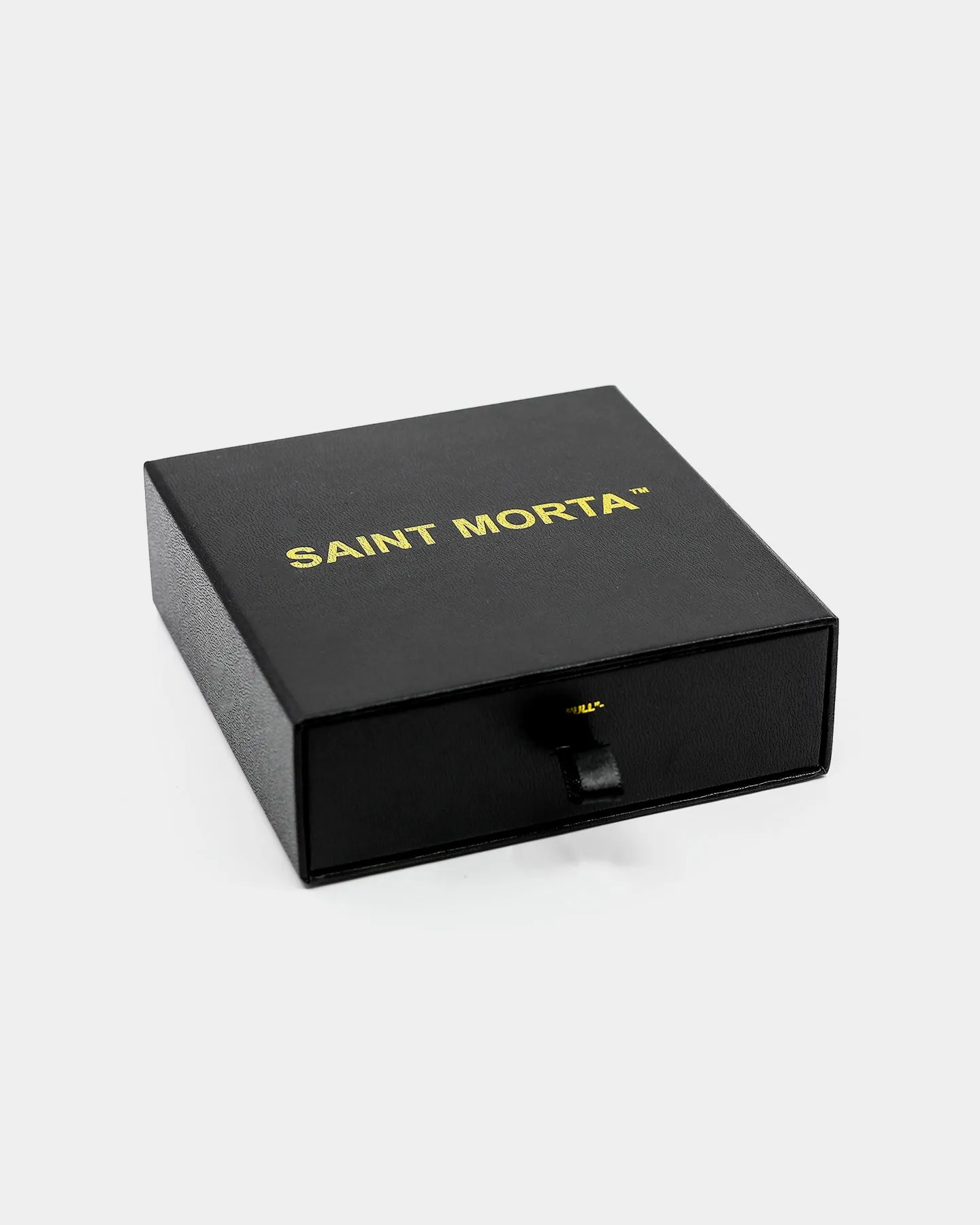 Saint Morta Guantlet Chain 18" Iced Gold