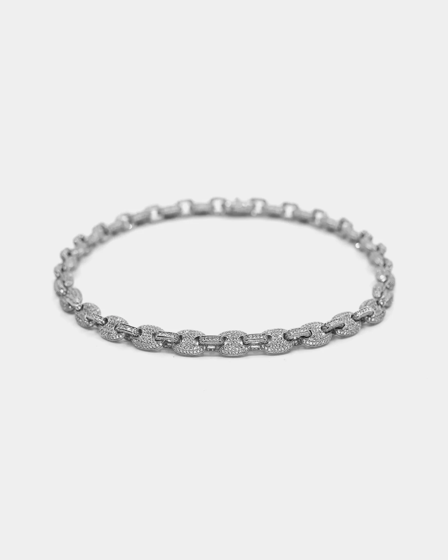 Saint Morta Guantlet Chain 18" Iced White Gold