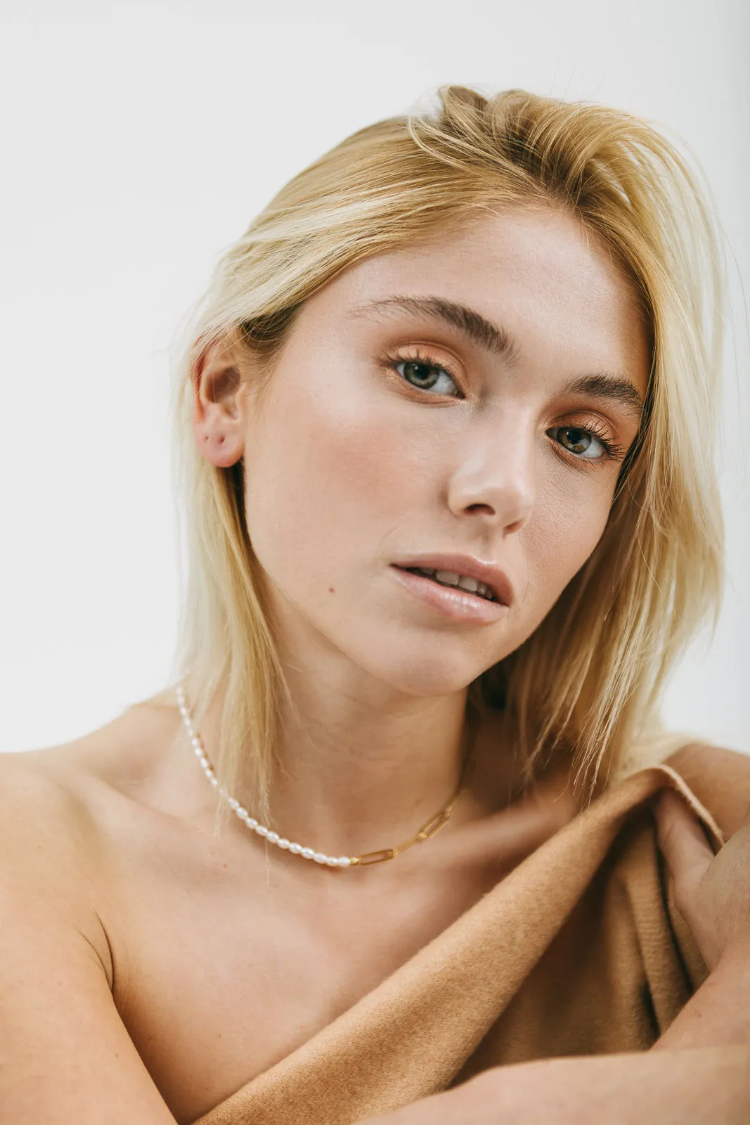 Shasa 18K Gold Plated Necklace w. Pearls