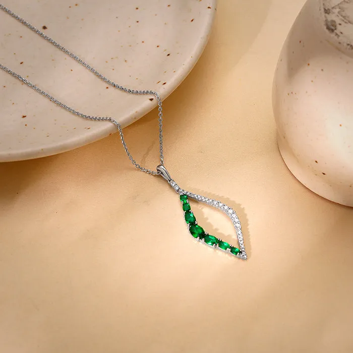 Silver Remarkable Pendant With Link Chain Giva