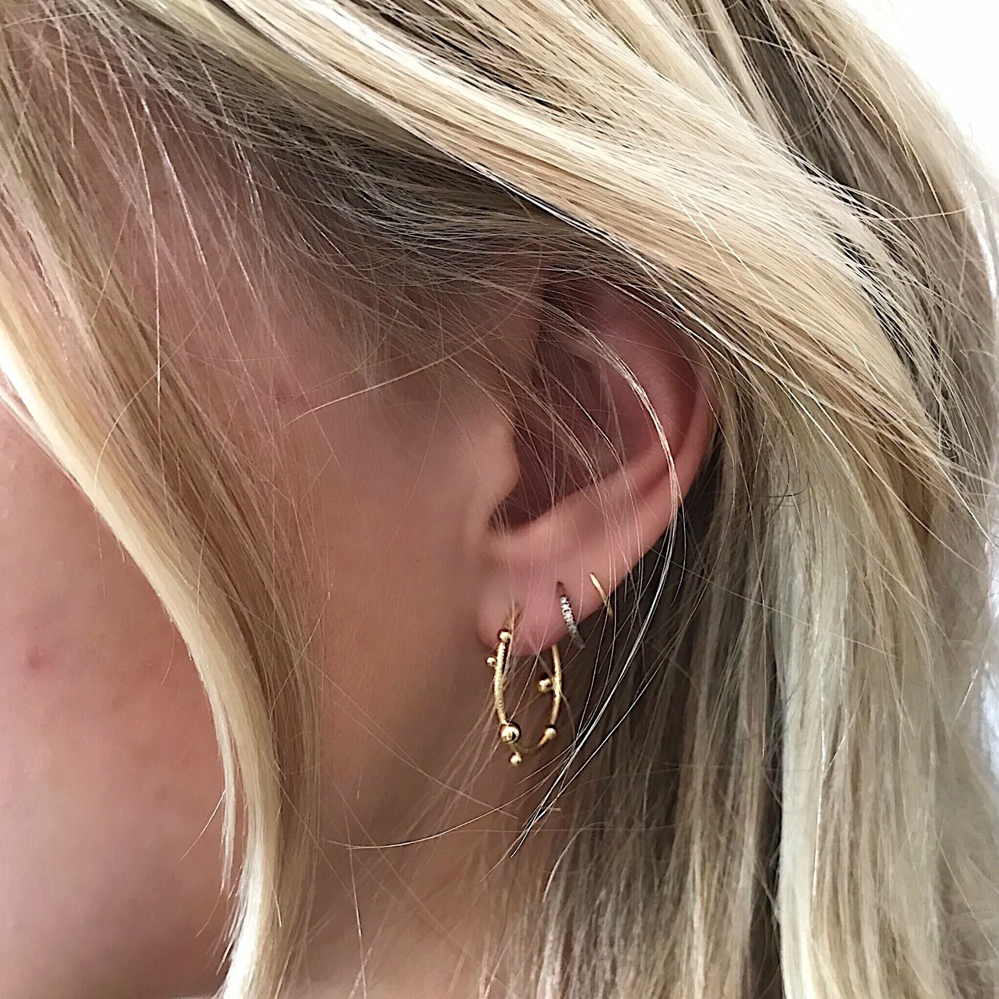 Small Delphis 18K Gold Hoops