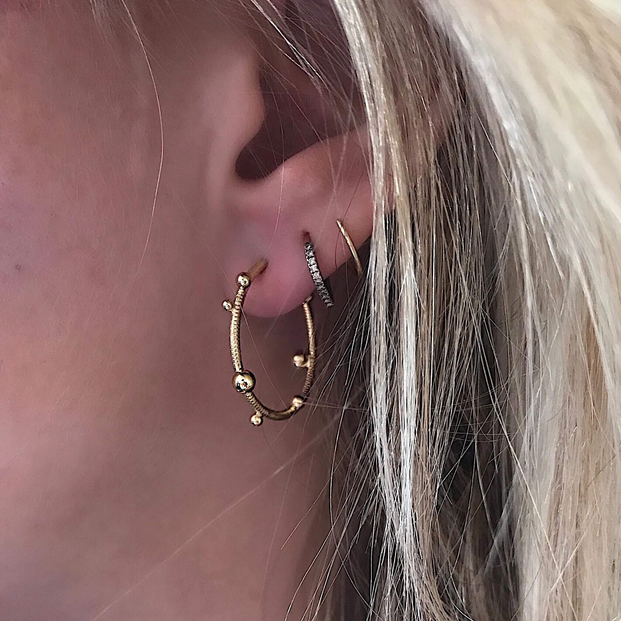 Small Delphis 18K Gold Hoops