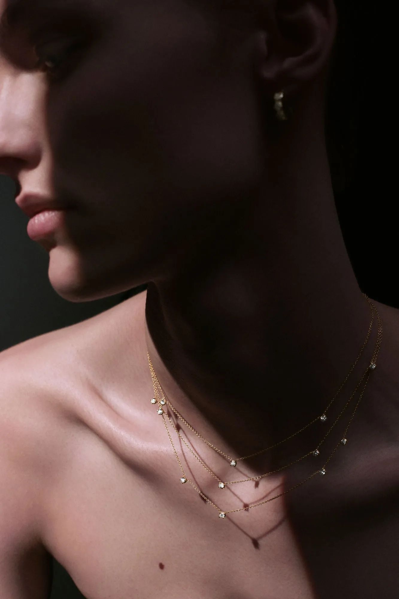 Stellar Five Star Assymetric 18K Gold Necklace w. Diamonds