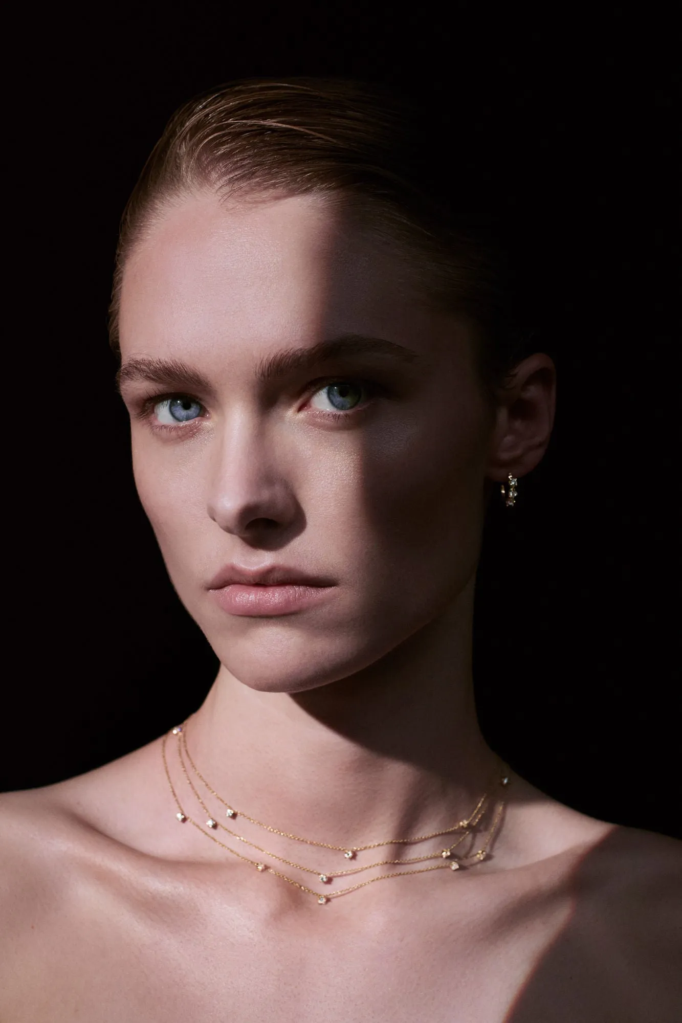 Stellar Five Star Assymetric 18K Gold Necklace w. Diamonds