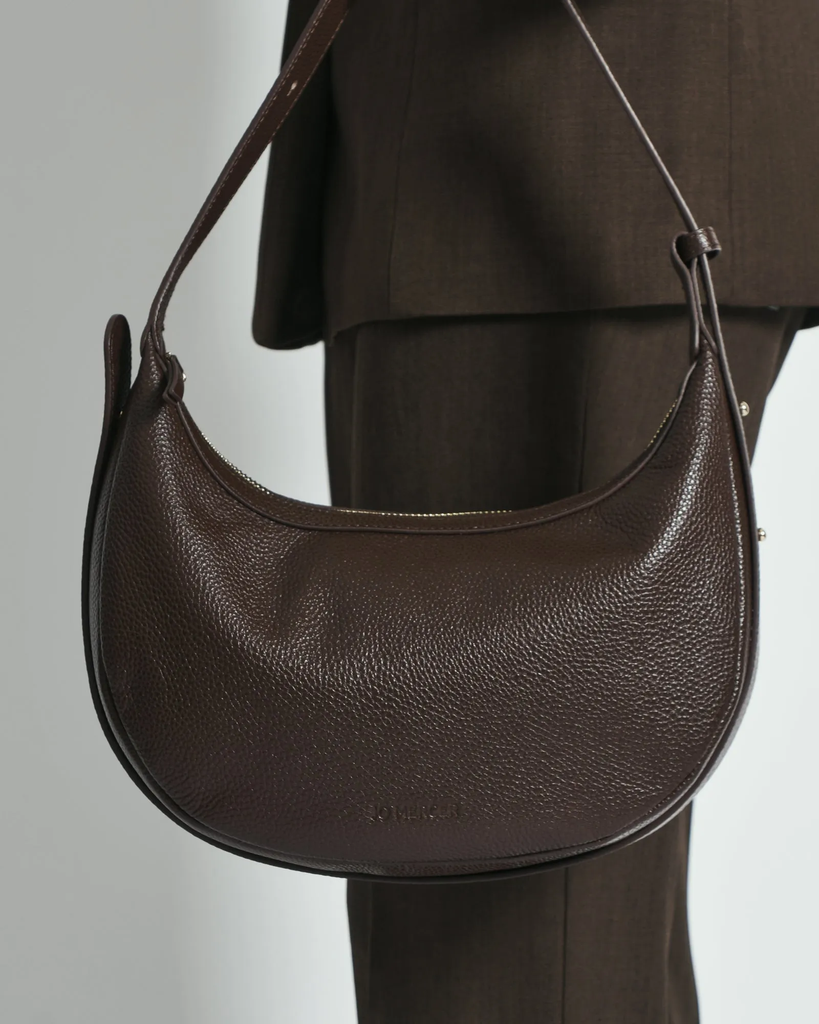 TAYA SHOULDER BAG BITTER CHOC LEATHER Jo Mercer