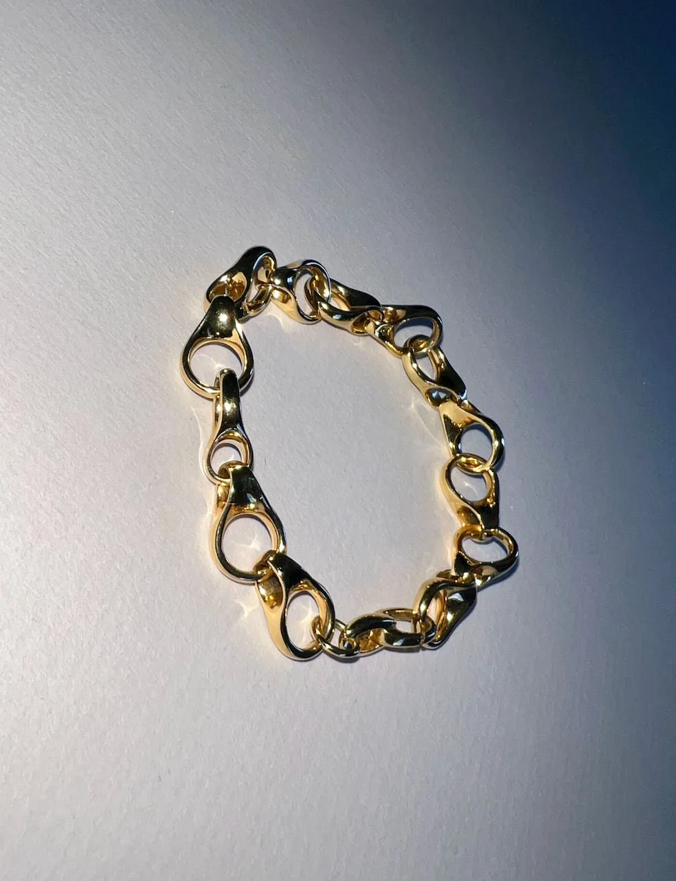 The Infinitum Bracelet