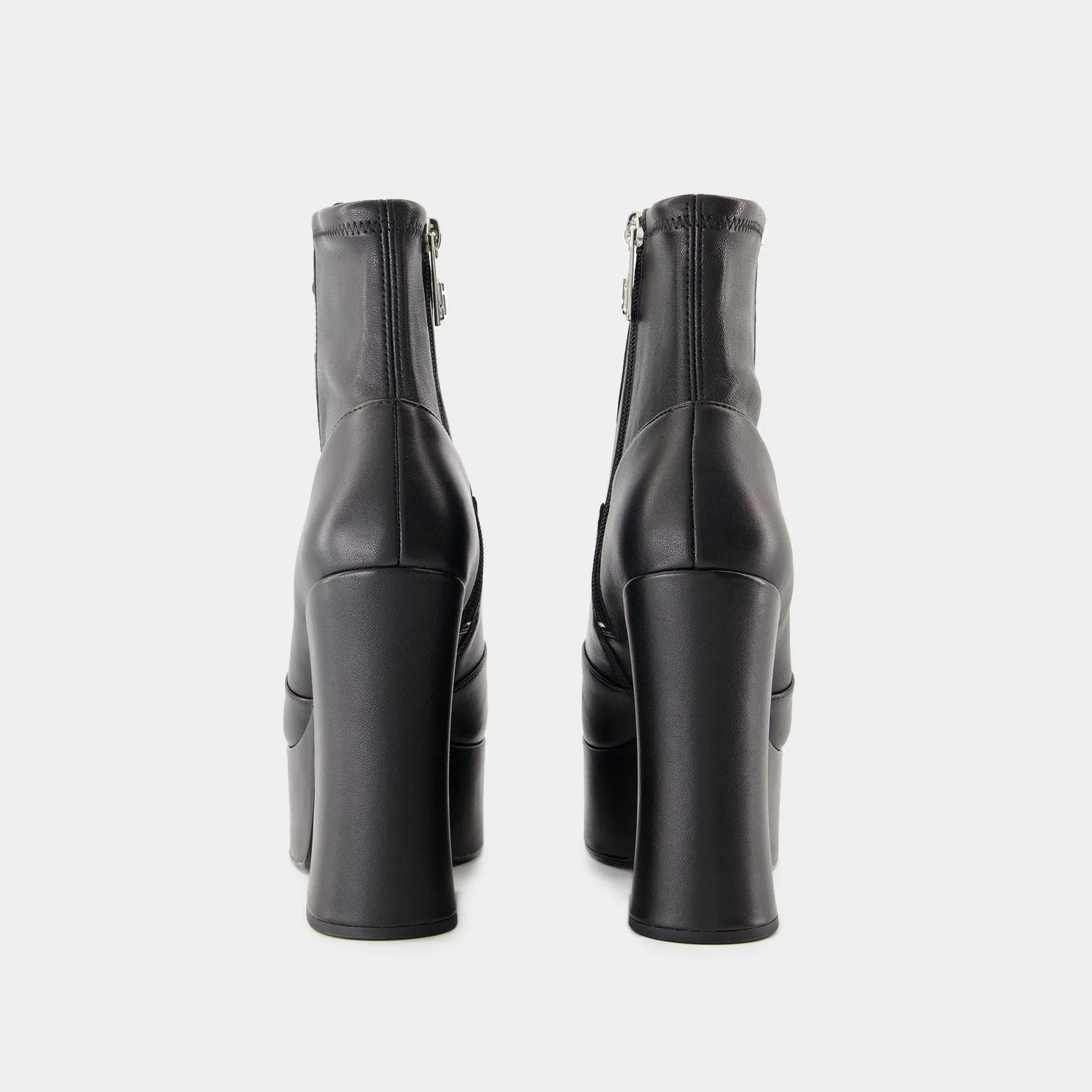 The Kiki Stretch Ankle Boots - Marc Jacobs - Leather - Black