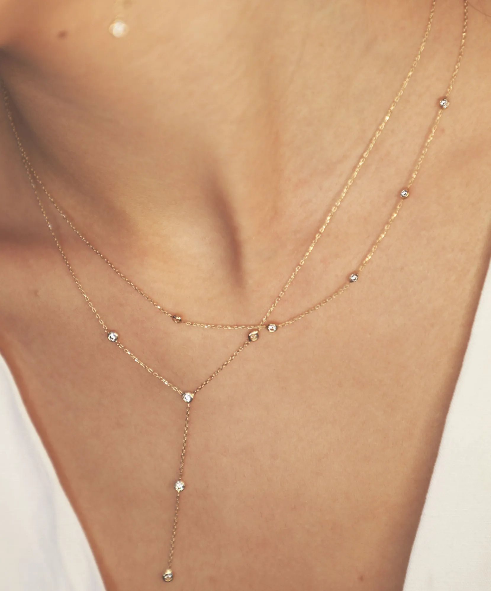 Tiny 18K Rose Gold Necklace w. Diamonds