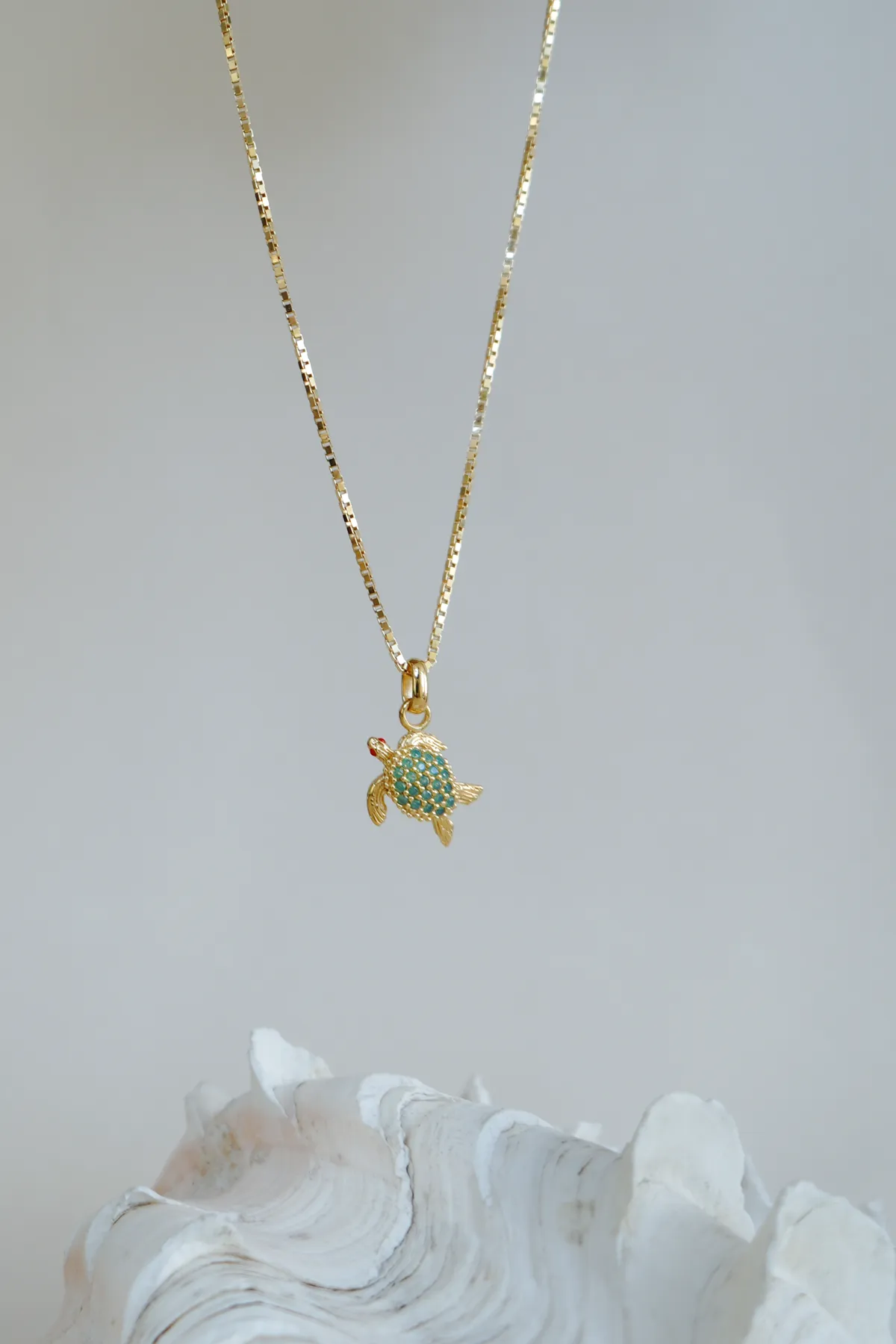 Under the sea turtle necklace gold plated Wildthings Collectables