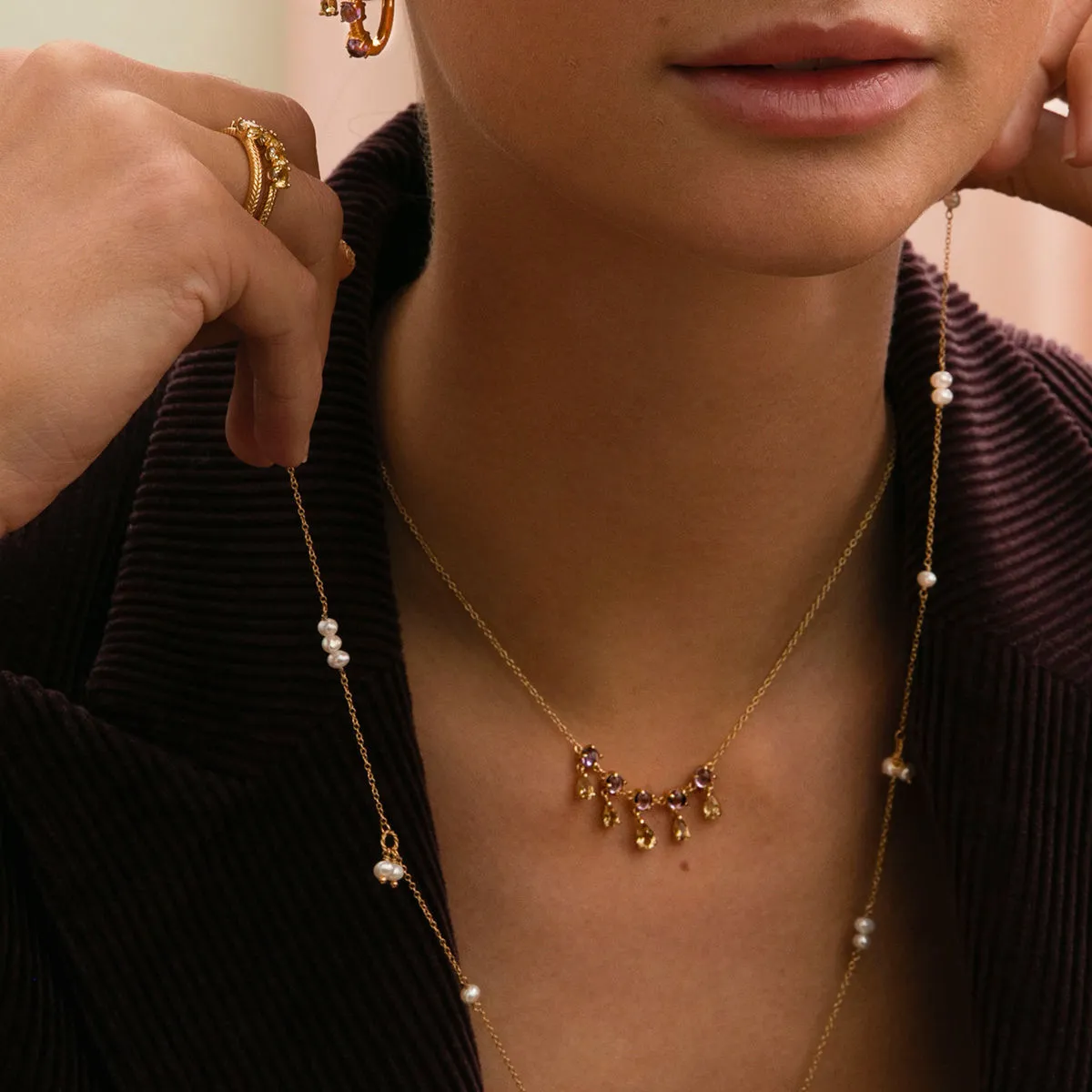 Unicorn 18K Gold Plated Necklace w. round and pear cut Quartz