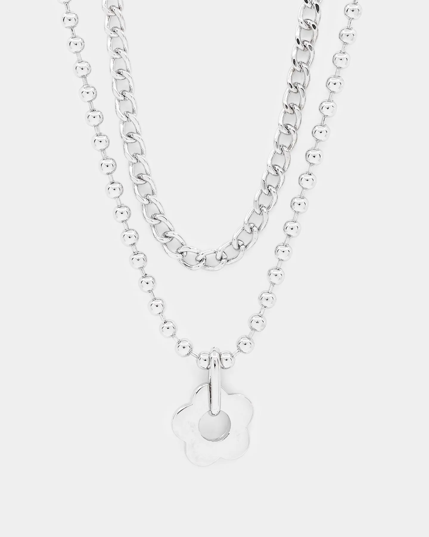 Wild For The Weekend Flower Necklace Silver