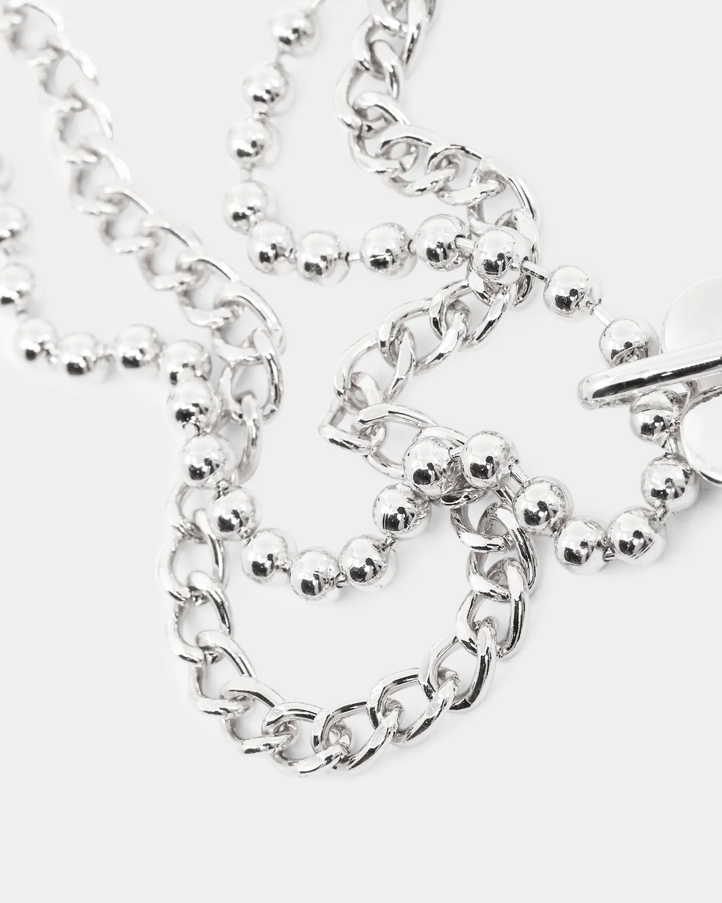 Wild For The Weekend Flower Necklace Silver