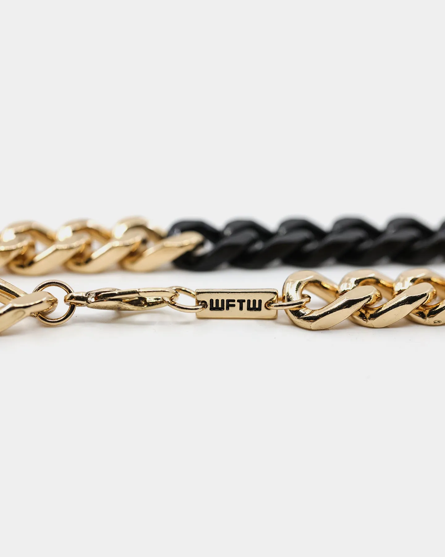 Wild For The Weekend Solid ID Chain Gold/Black
